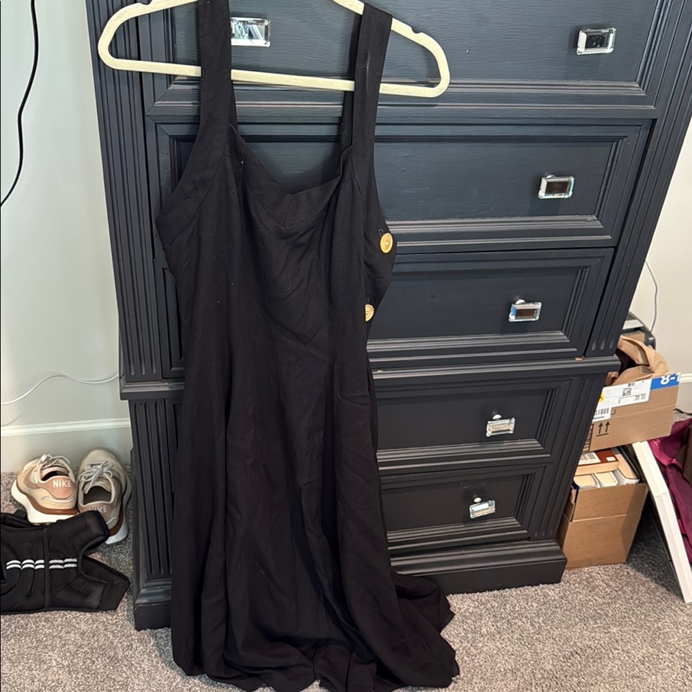 Elegant Black Sleeveless Dress